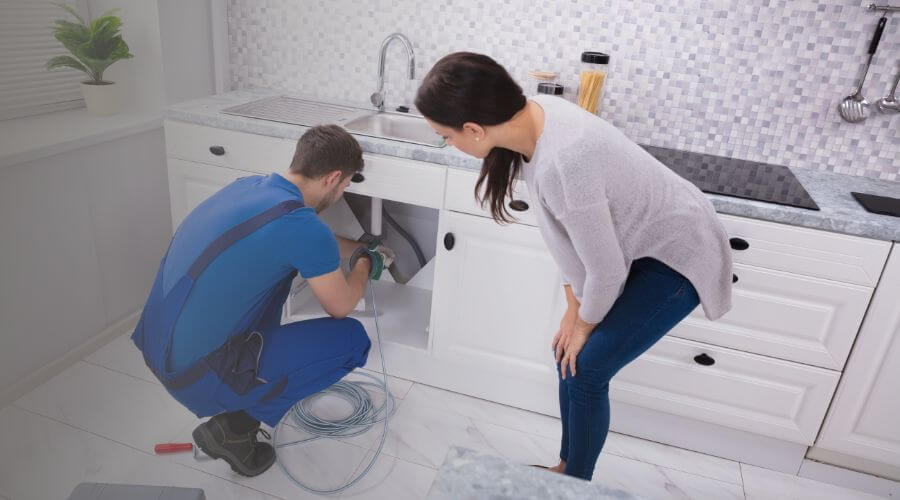 Expert burst pipe repair services in Badger, SD